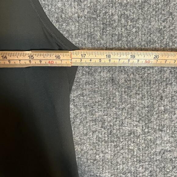 Athleta Shirt Womens XS Black Tank Top Spandex Blend Flowy Cross Back Athleisure - Picture 5 of 9